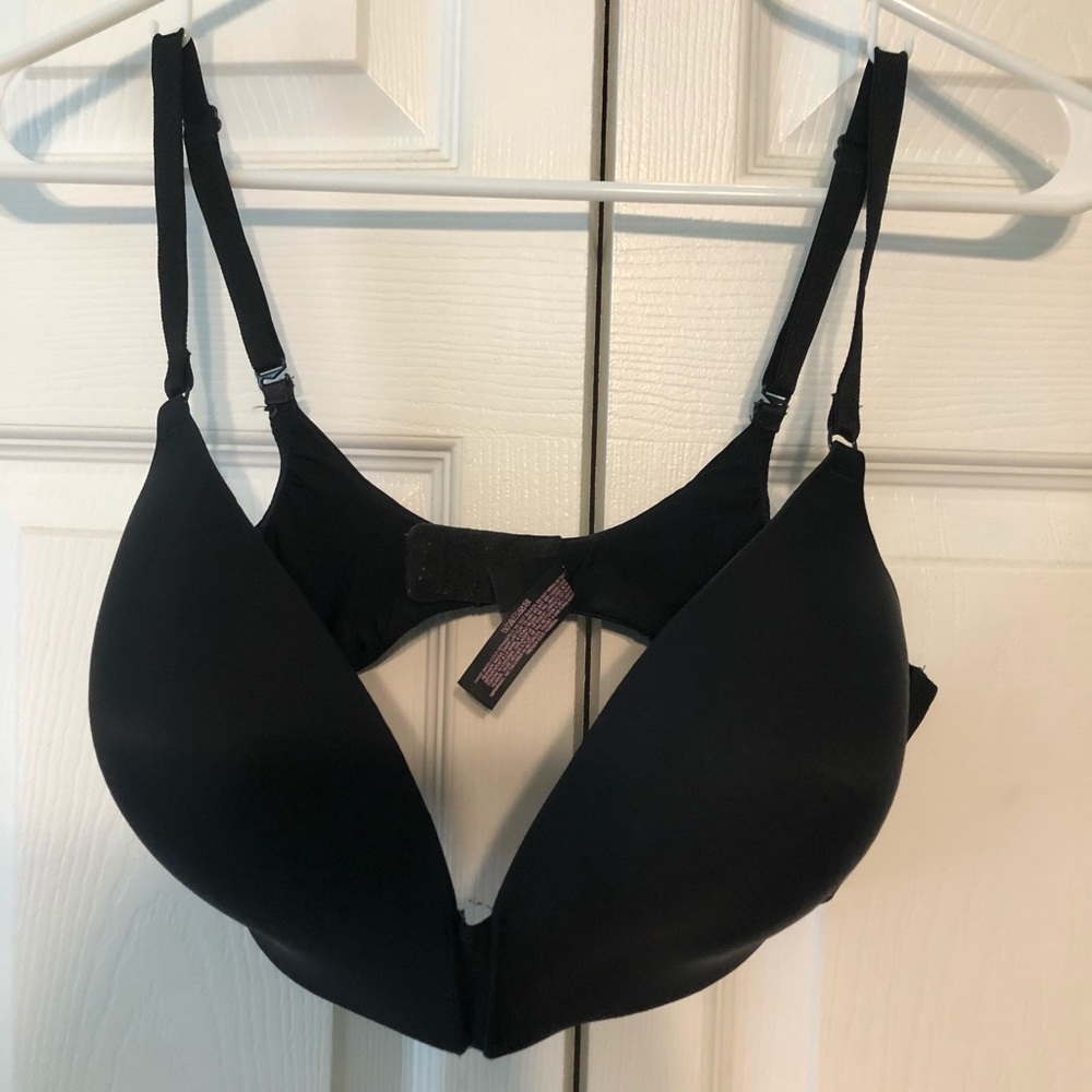 Wireless black Victoria Secret bra